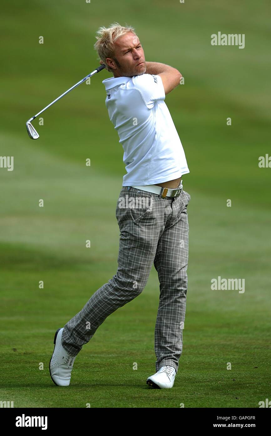 Golf - BMW PGA Championship 2008 - Round One - Wentworth Golf Club - Virginia Water. Per Ulrik Johansson in azione al BMW PGA Championship Foto Stock