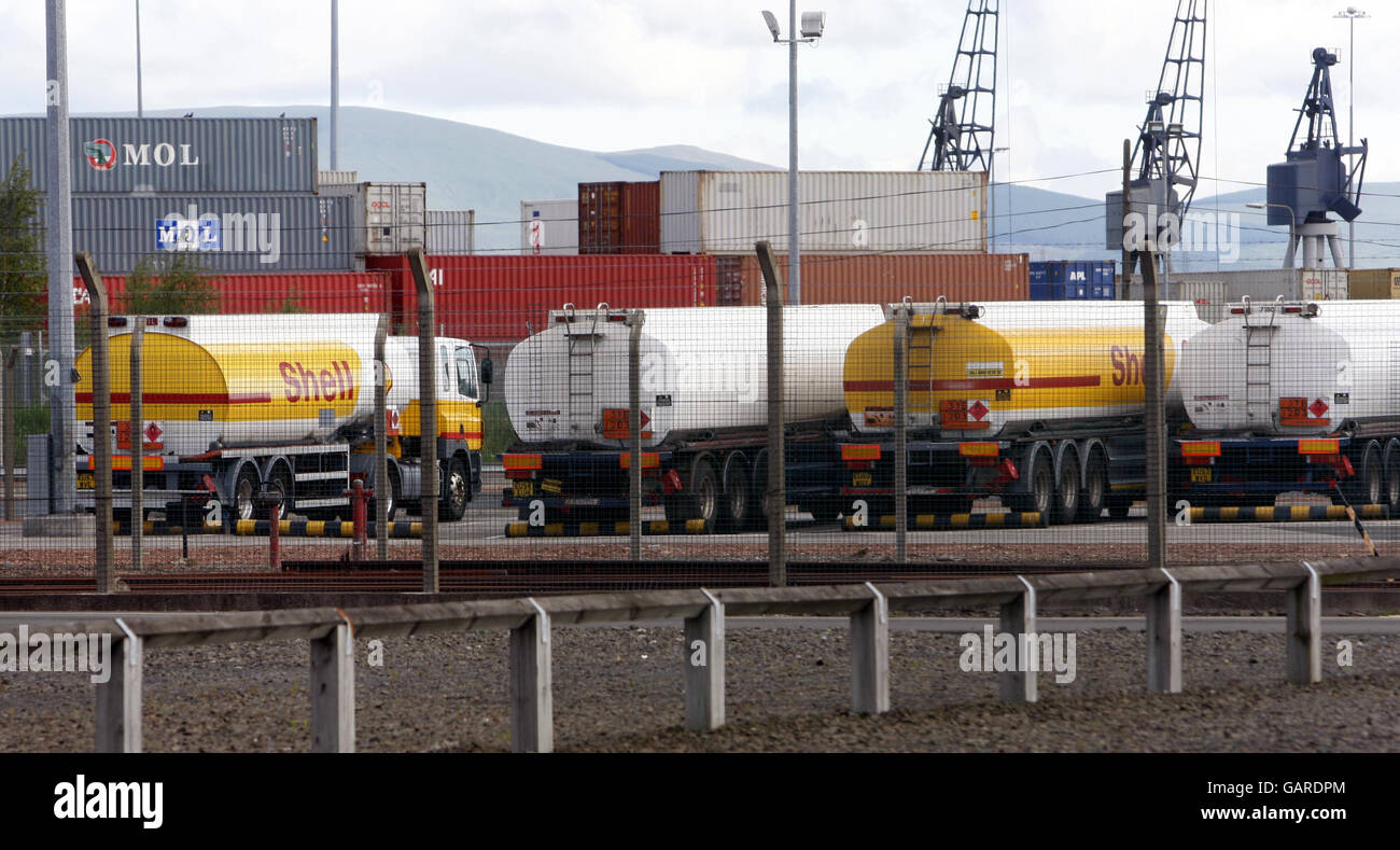 Vista generale della scena della raffineria di petrolio di Grangemouth in Scozia il primo giorno di sciopero da parte dei conducenti che forniscono carburante alle stazioni di servizio Shell. Foto Stock