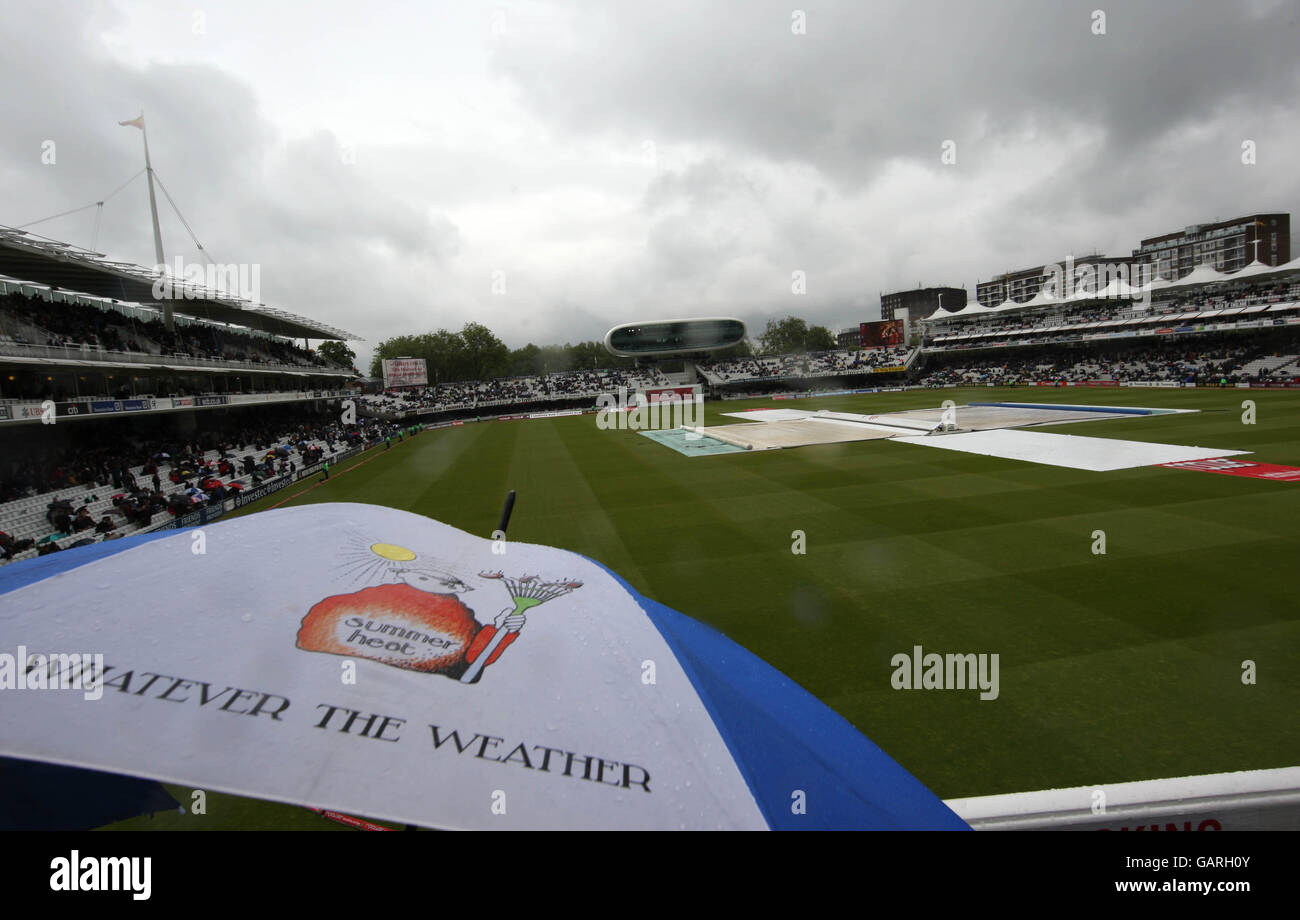 Cricket - Primo npower Test Match - Giorno 3 - Inghilterra v Nuova Zelanda - Signore Foto Stock