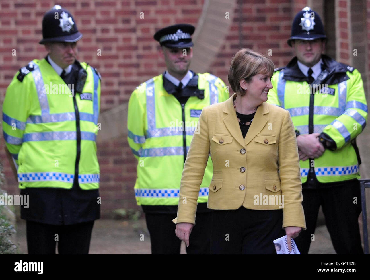 Nuovi orientamenti annunciati per affrontare l'estremismo violento Foto Stock