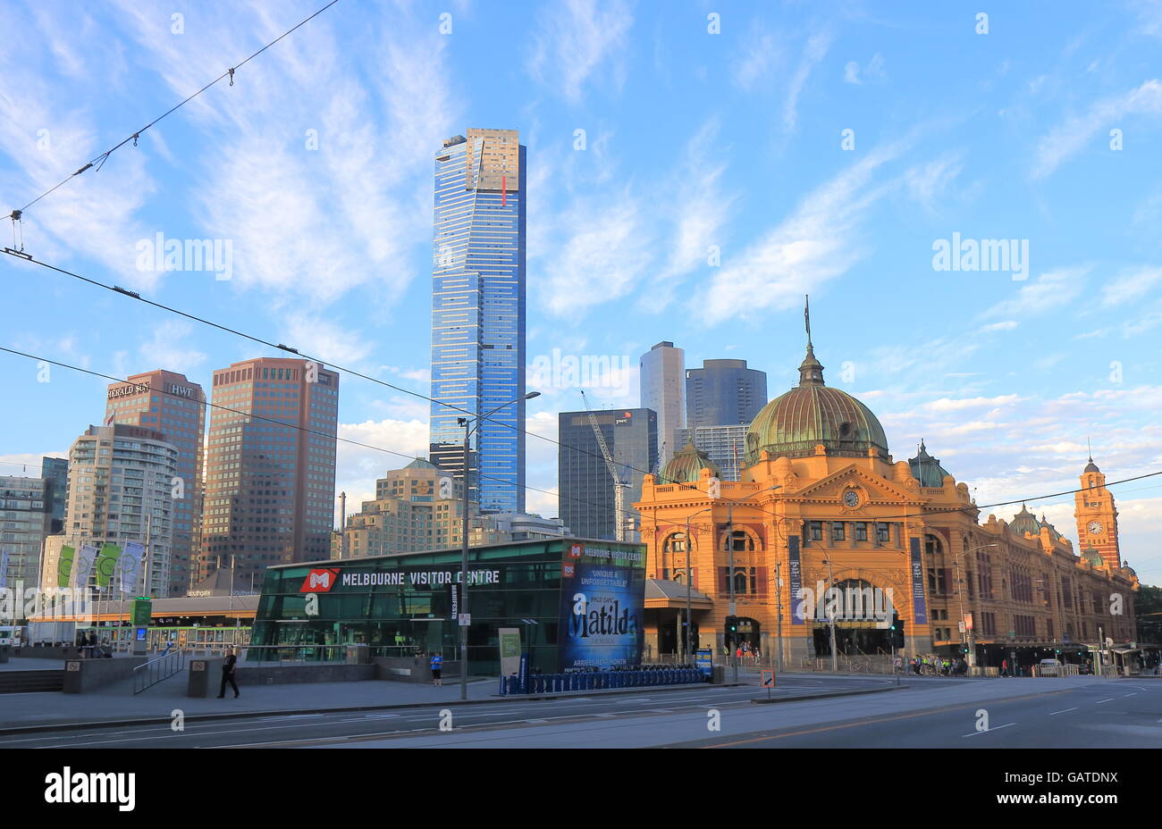 Paesaggio urbano di Melbourne alla Stazione di Flinders Street Australia Foto Stock