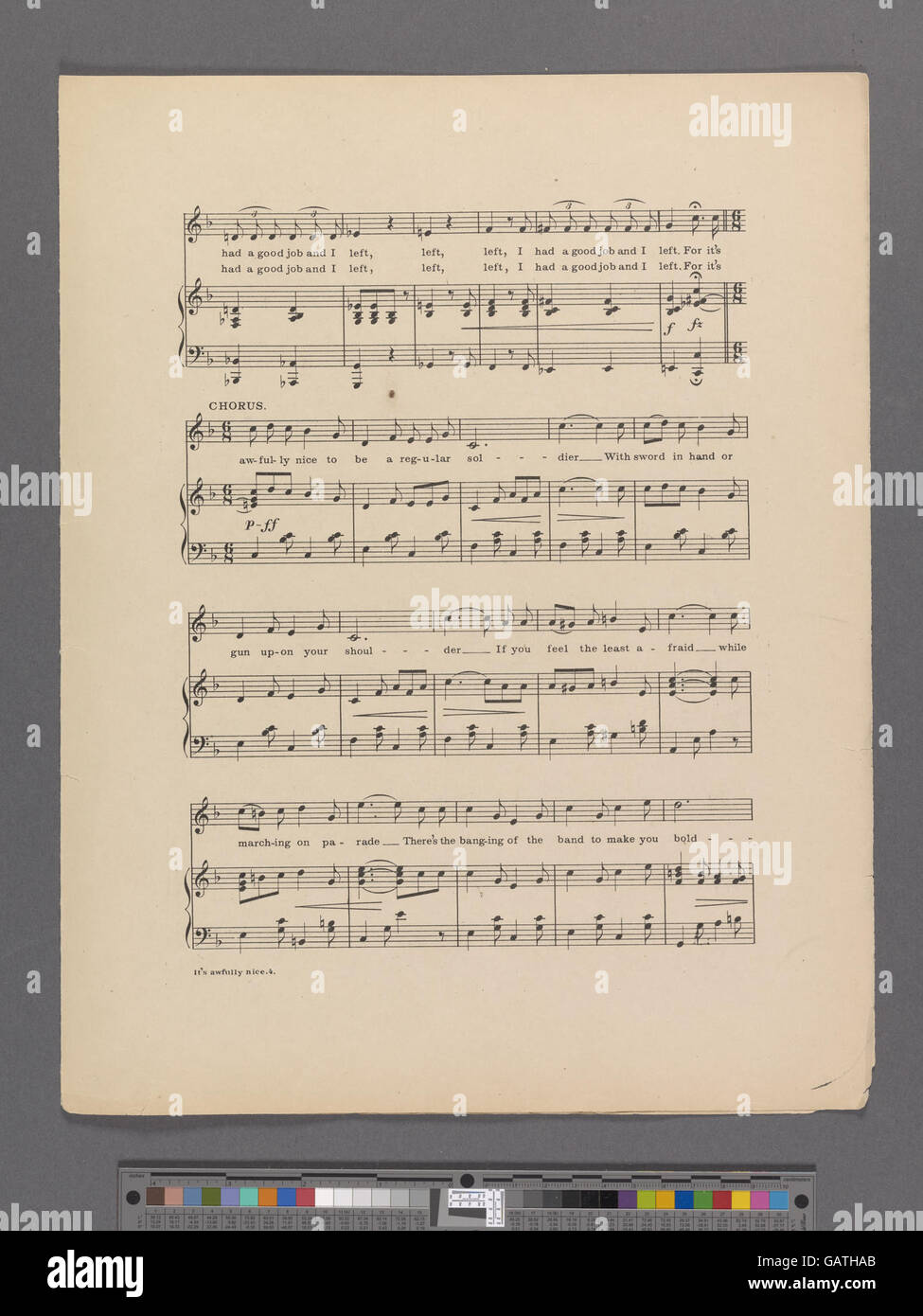 Questo titolo probabilmente fa riferimento a una canzone o espressione, sottolineando il valore e il contento che si trovano nell'essere un soldato regolare. La frase può riflettere la vita di un soldato comune, mostrando orgoglio per il loro ruolo e servizio. Foto Stock