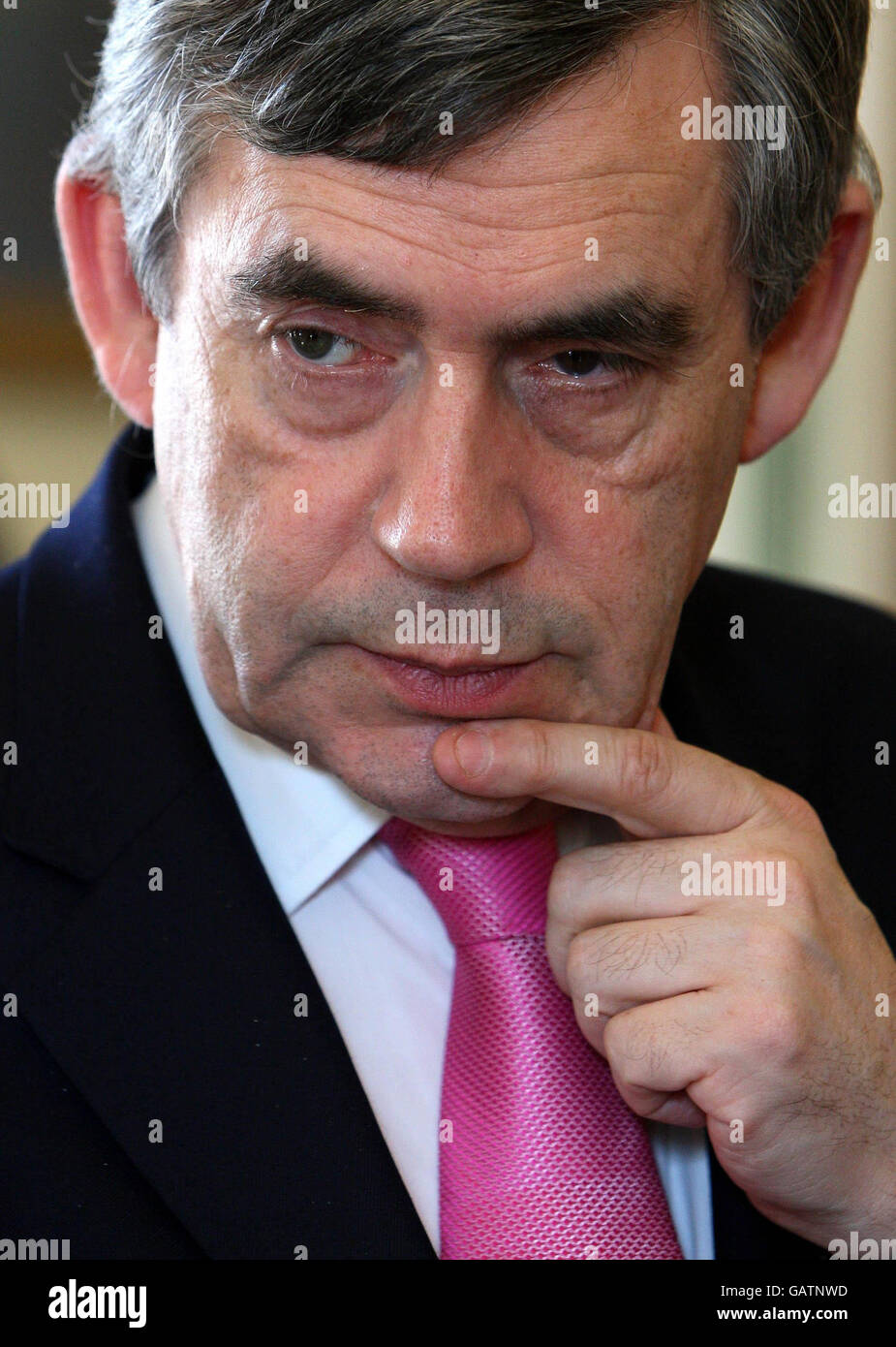 Gordon Brown a Casey meeting report Foto Stock