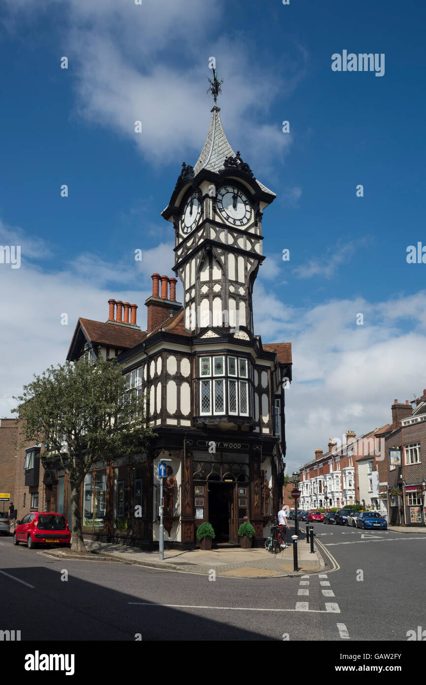 Torre dell orologio nella strada del castello, Southsea, Portsmouth, Hampshire, Regno Unito. Foto Stock
