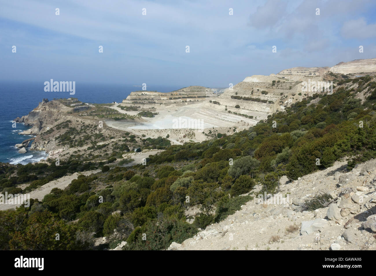Un grande cast aperto miniera di Bentonite sulla Grecia MILOS Foto Stock