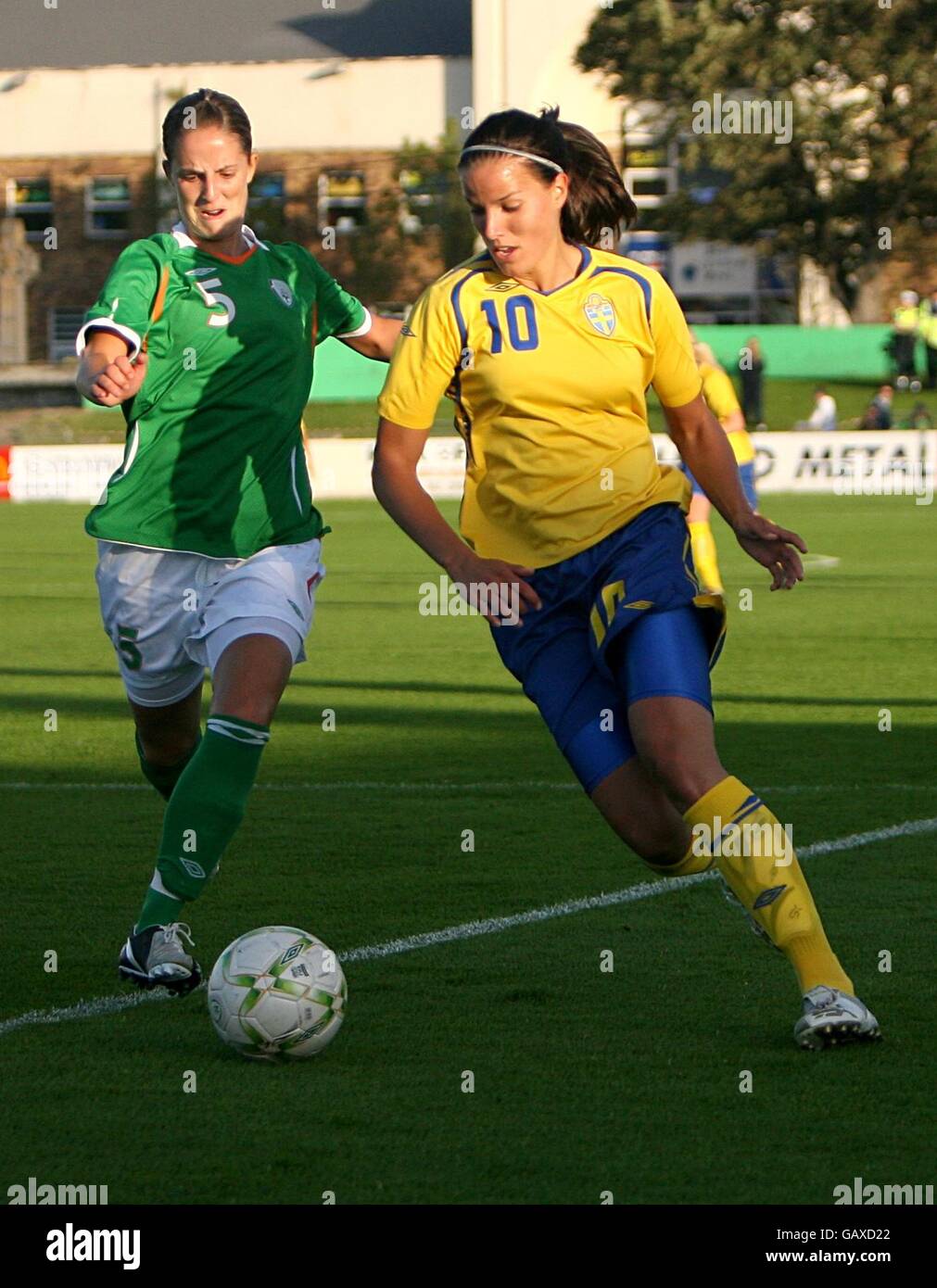 Soccer - UEFA Womens Campionato Europeo 2009 Qualifiche - Gruppo 2 - Repubblica di Irlanda v Svezia - Richmond Park Foto Stock