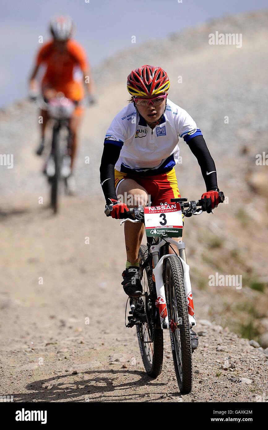 Ciclismo - Coppa del mondo di Mountain Bike 2008 - Cross Country - Fort  William. Cinese Chengyuan Ren Foto stock - Alamy