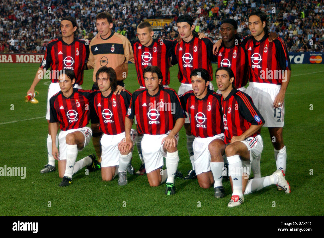 Calcio - UEFA Champions League - Semifinale - seconda tappa - Inter Milan v  AC Milan. Gruppo del team AC Milan Foto stock - Alamy