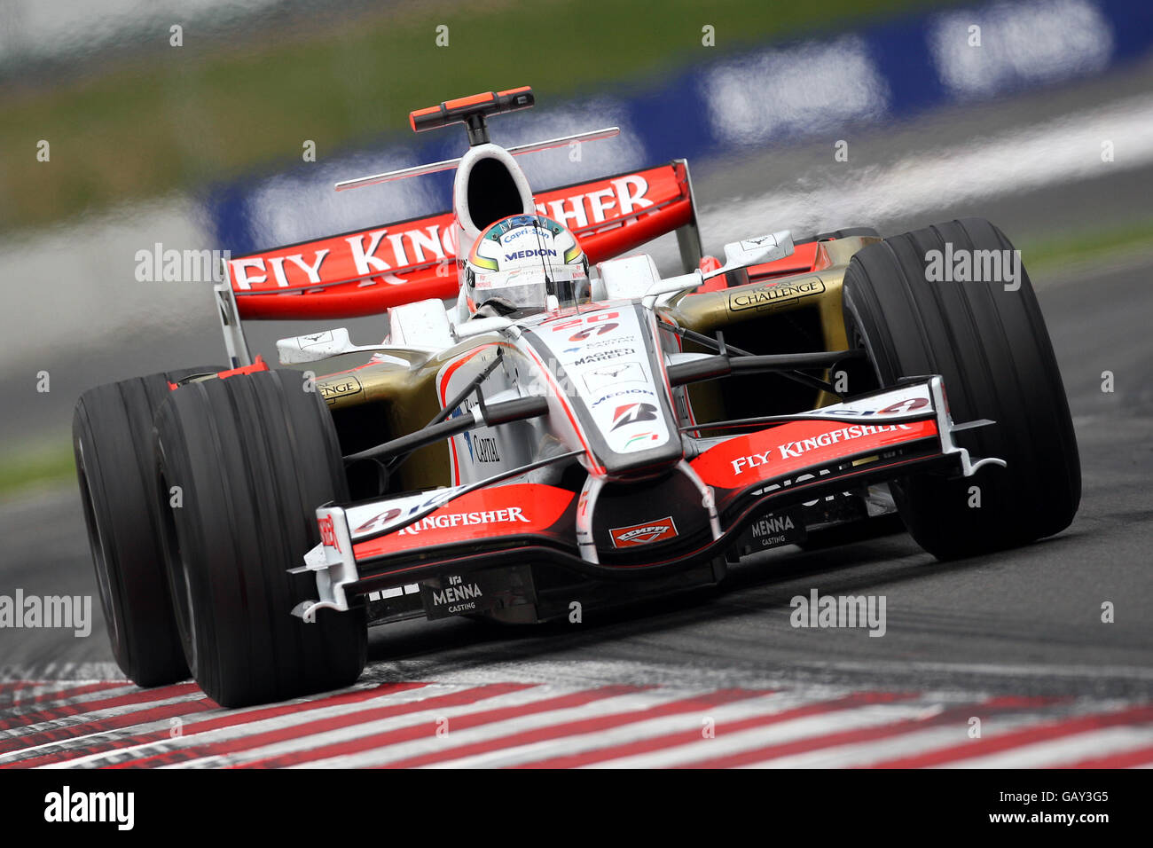 Formula uno Motor Racing - Gran Premio di Francia - gara - Magny Cours. Force India è Adrian Sutil durante il Gran Premio di Francia a Magny-Cours. Foto Stock