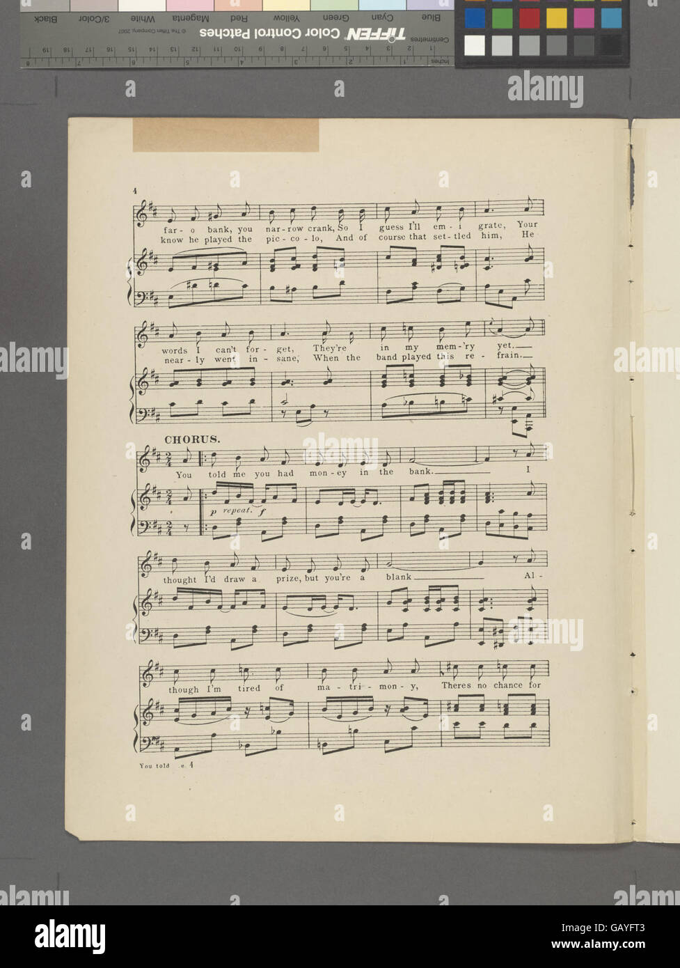 Una linea che potrebbe riflettere temi di fiducia, status finanziario o promesse non mantenute. Può riferirsi a una situazione in cui le aspettative sono state fissate intorno alla sicurezza o alla ricchezza finanziaria, e vi è un suggerimento di delusione o di garanzie insoddisfatte. Foto Stock