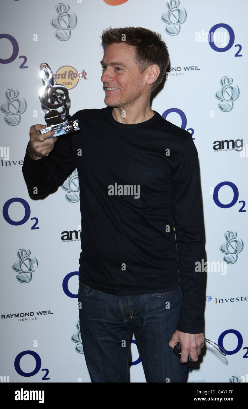 Bryan Adams all'O2 Silver Clef Awards che si tiene all'Hilton Hotel, nel centro di Londra. Foto Stock