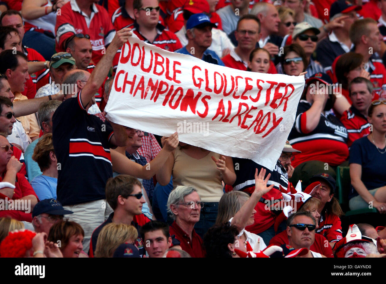 Rugby Union - Zurich Premiership - finale - Gloucester contro London Wasps. I fan di Gloucester si immergerono nell'atmosfera prima della partita con London Wasps Foto Stock