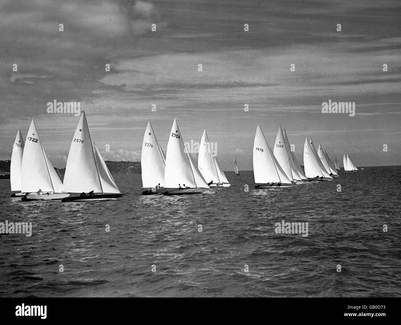 Giochi Olimpici di Londra 1948 - vela - Torbay. Una gara di classe Star in corso, yacht 1976 è l'ingresso della Gran Bretagna 'Gem II'. Foto Stock