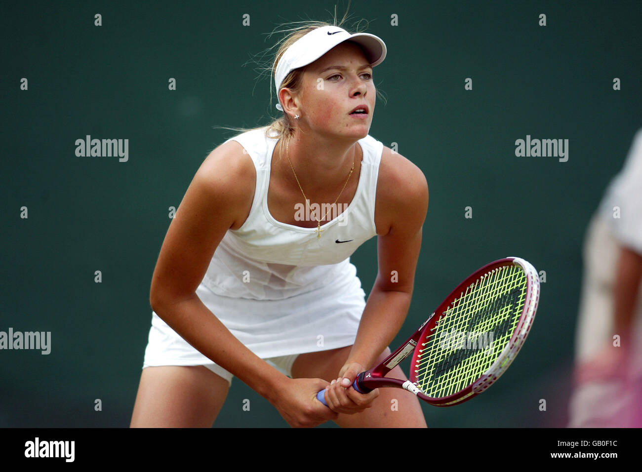 Tennis - Wimbledon 2003 - Le donne della seconda tornata - Maria Sharapova v Elena BOVINA Foto Stock