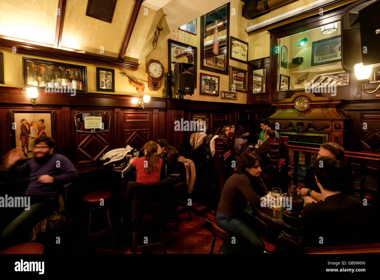 O'neills pub interno a Dublino Repubblica di Irlanda, Europa Foto Stock