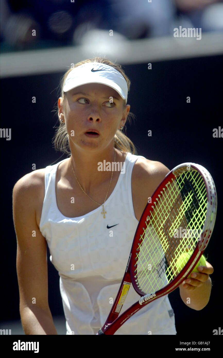 Tennis - Wimbledon 2003 - Le donne della terza tornata - Maria Sharapova v Jelena Dokic Foto Stock