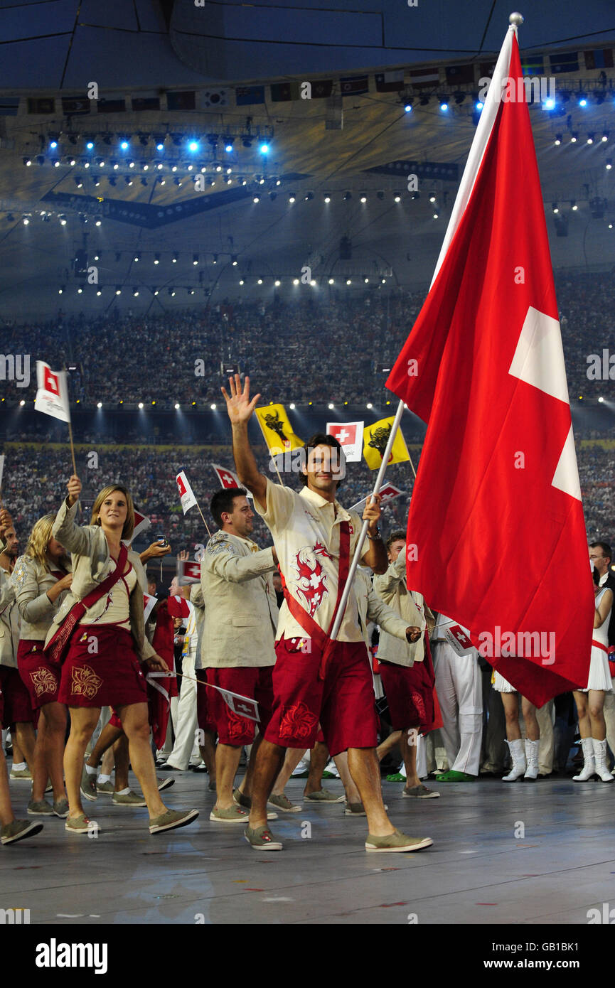 La Svizzera Roger Federer durante le Olimpiadi alla cerimonia di apertura  per lo Stadio Nazionale di Pechino, Cina Foto stock - Alamy