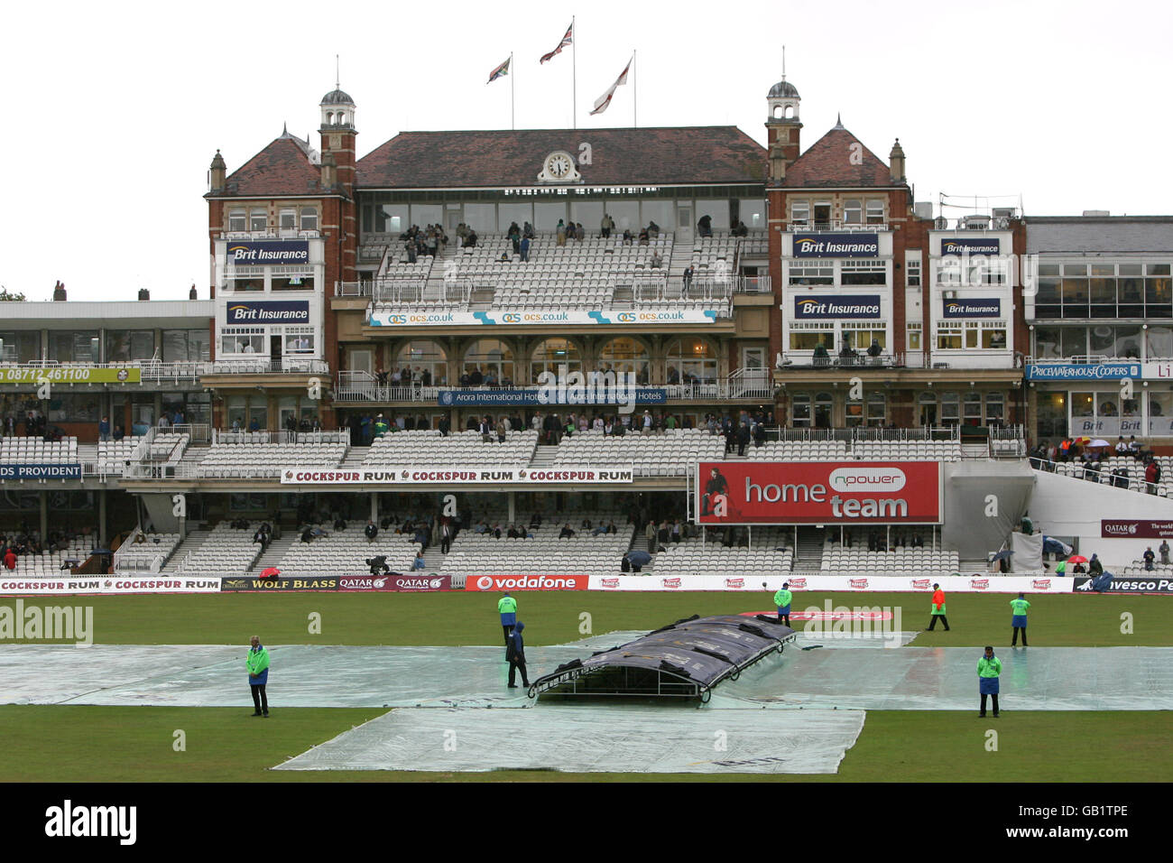Cricket - Npower Quarta prova - Day Four - Inghilterra / Sud Africa - The Brit Oval. Vista generale dell'ovale di Brit durante un ritardo della pioggia Foto Stock