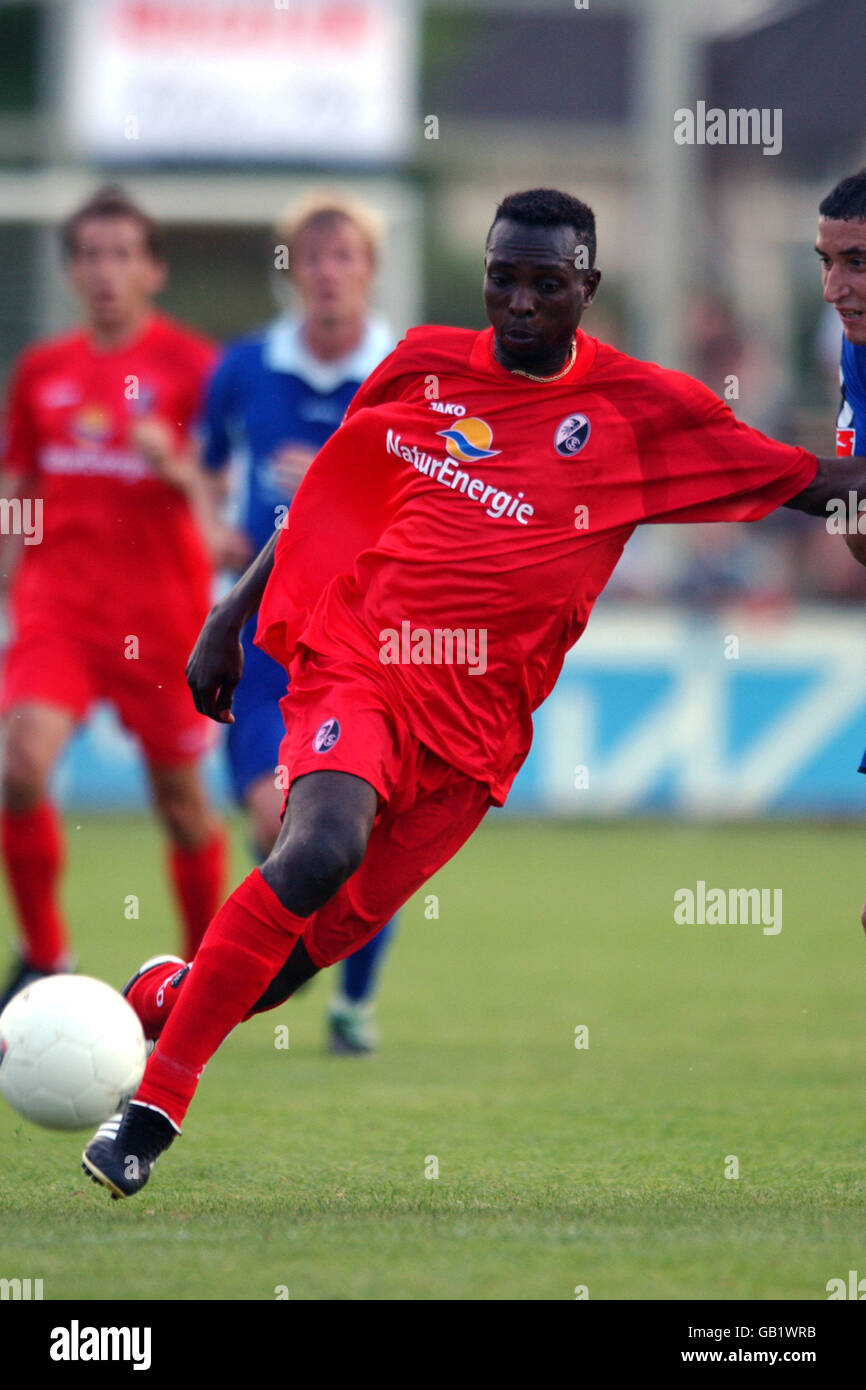 Calcio - Kaiserstuhl Cup - finale - SC Freiburg v Karlsruher Foto Stock