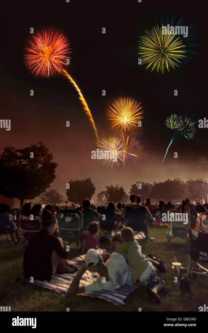 American Quarta di luglio Giorno Di Indipendenza fuochi d'artificio celebrazione, Philadelphia, in Pennsylvania, STATI UNITI D'AMERICA Foto Stock