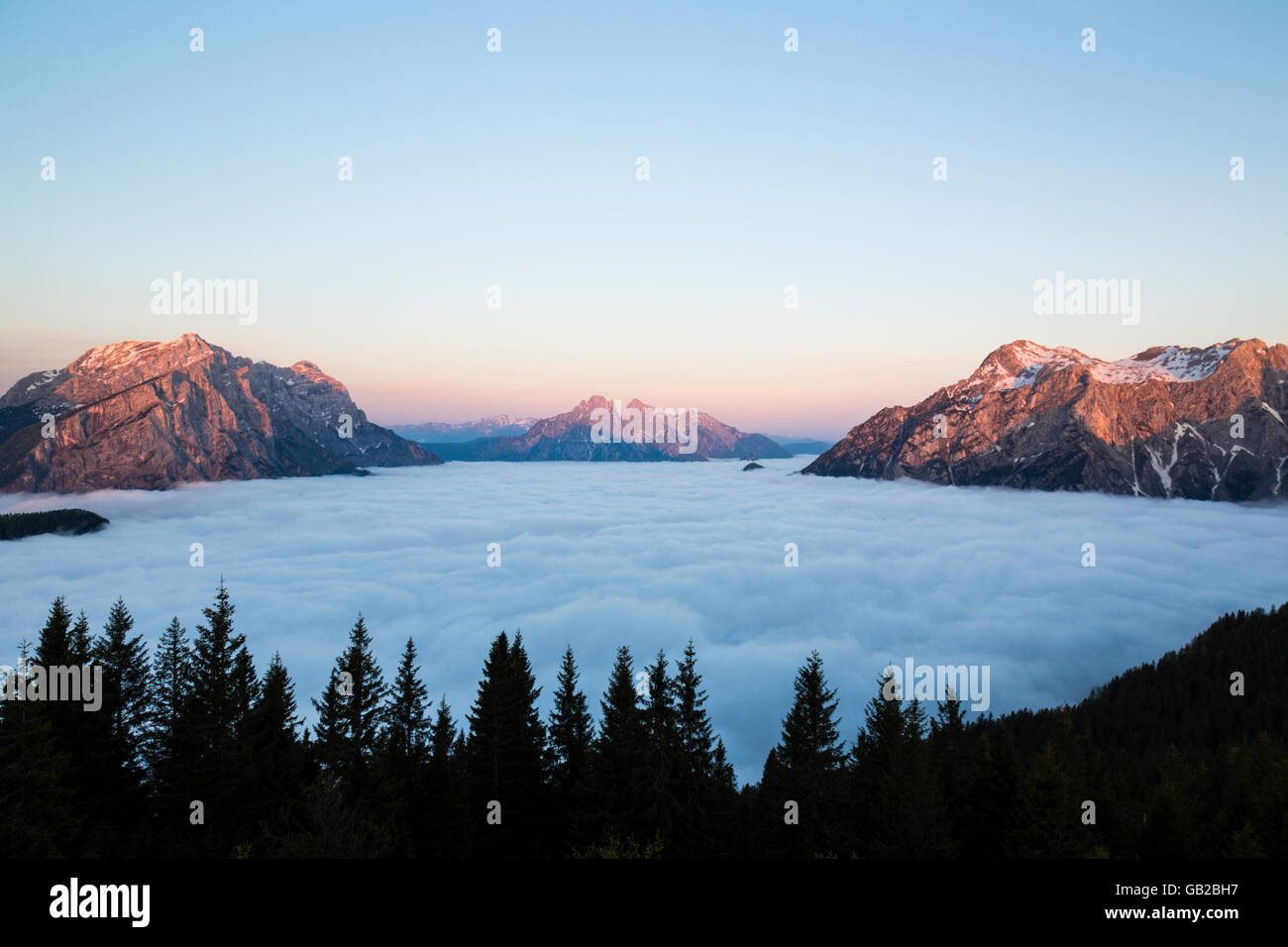 Sunrise, luce di prima mattina, montagna, Admonter Reichenstein, Hochtorgruppe, Großer Buchstein, Nationalpark Gesäuse, Stiria, un Foto Stock