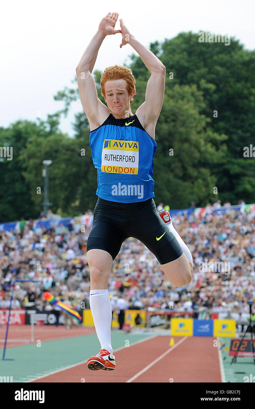 Atletica - Aviva London Grand Prix - Crystal Palace National Sports Centre. Greg Rutherford della Gran Bretagna compete nel Men's Long Jump al Crystal Palace National Sports Center Foto Stock