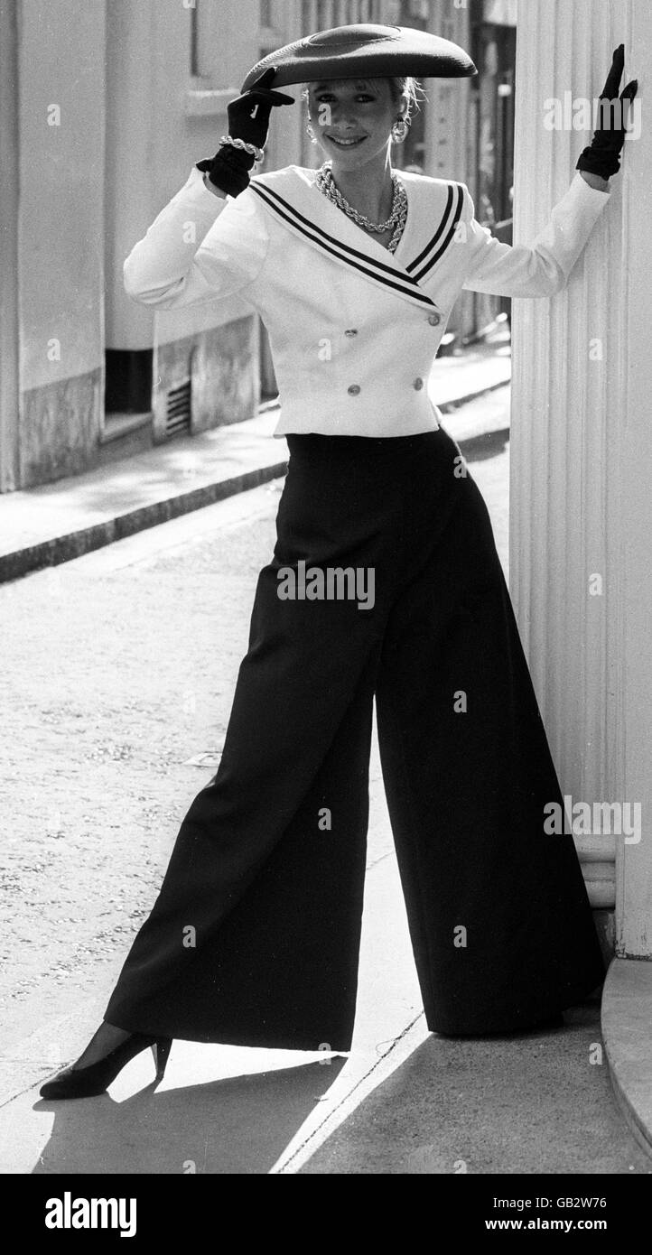Moda - Ladieswear - Designer - Emanuele - Londra - 1988 Foto Stock