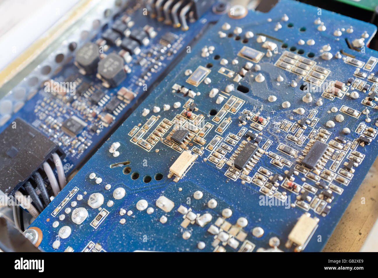 Una parte della parte interna di un computer Apple iMac. Foto Stock