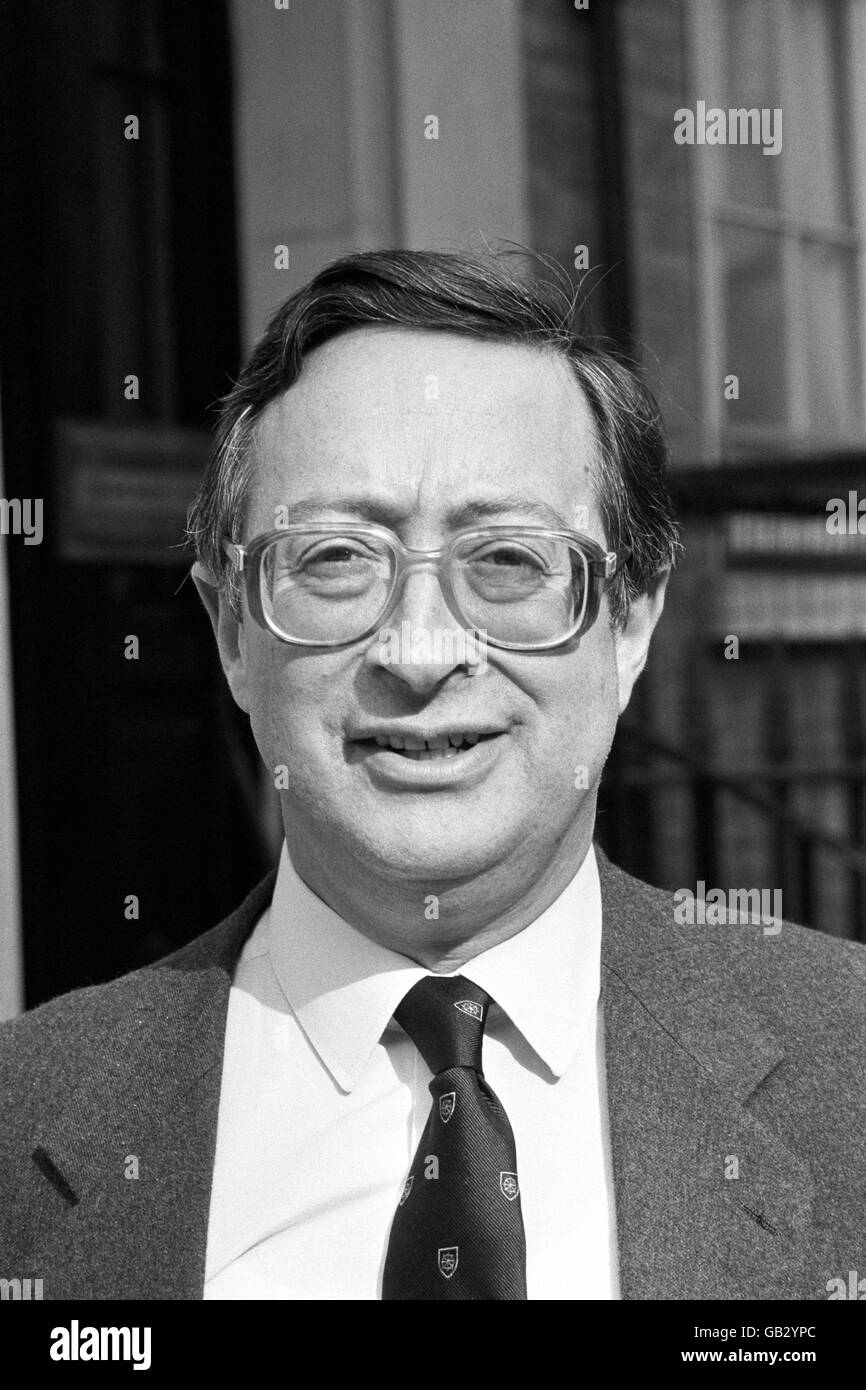 La legge e l'ordine - direttore della pubblica accusa - Sir Allan verde - Londra - 1987 Foto Stock