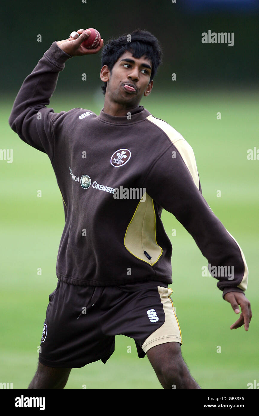 Cricket - Surrey 2a XI v Kent 2° XI - Guildford Cricket Club Foto Stock