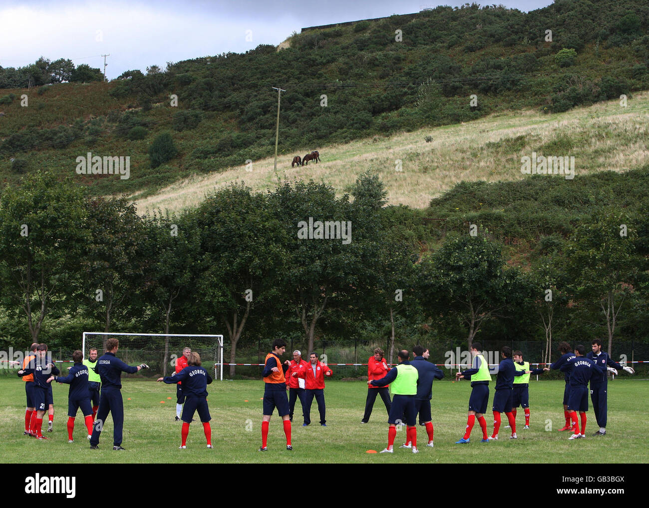 Calcio - Georgia Training - Briton Ferry AFC Ground. Giocatori della Georgia si allenano al Briton Ferry AFC Ground di Neath. Foto Stock Calcio - Georgia Training - Briton Ferry AFC Ground. Giocatori della Georgia si allenano al Briton Ferry AFC Ground di Neath. Foto Stock