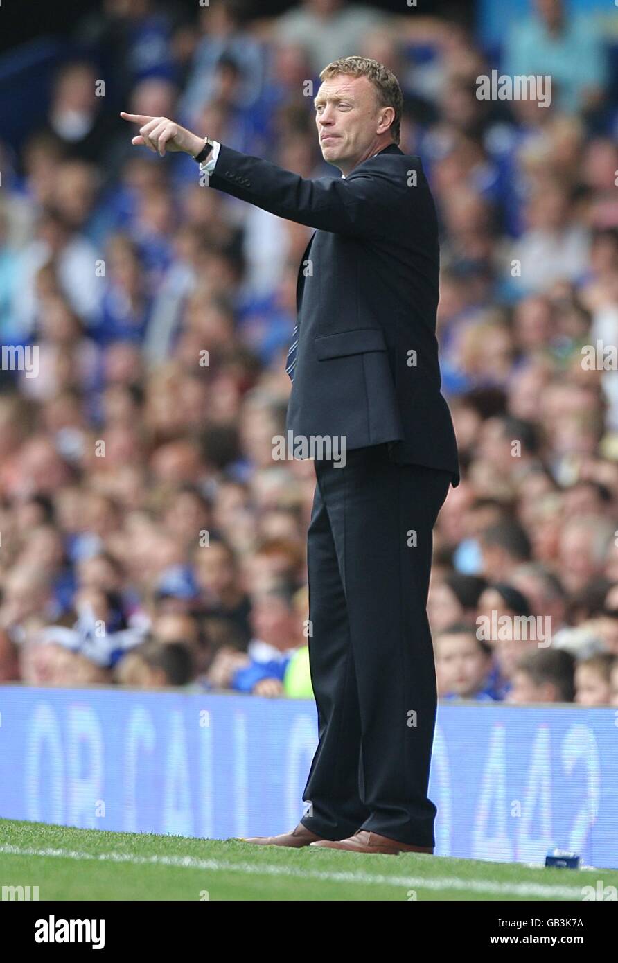Calcio - Barclays Premier League - Everton / Portsmouth - Goodison Park. David Moyes, il manager di Everton sulla linea di contatto Foto Stock