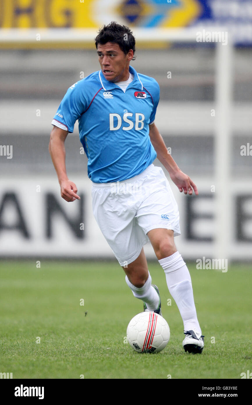 Calcio - amichevole - RBC Roosendaal / AZ Alkmaar - RBC Stadion. Hector  Moreno, AZ Alkmaar Foto stock - Alamy