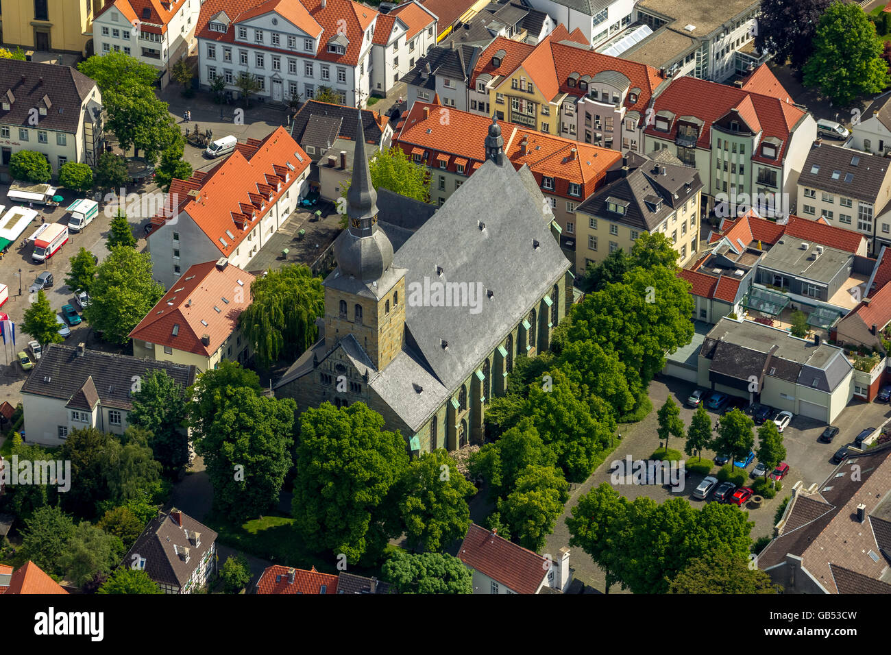 Vista aerea, chiesa gotica chiesa prepositura di San Walburga, Werl, Werl-Unnaer Borde, Renania del nord-Vestfalia, Germania, Europa, antenna Foto Stock