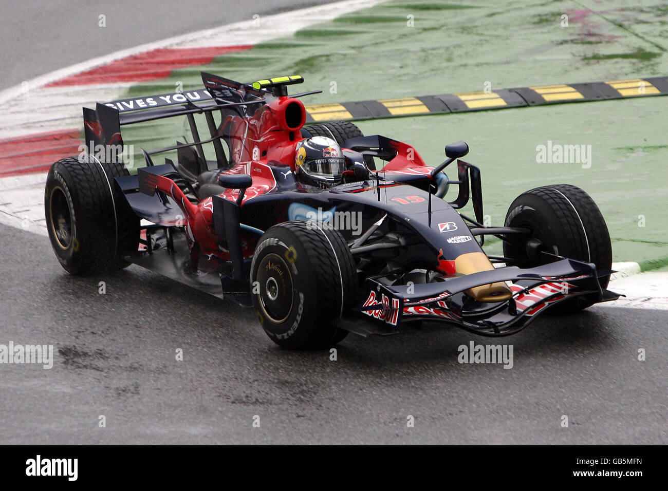 Sebastian Vettel di Toro Rosso in azione durante il Gran Premio d'Italia a Monza. Foto Stock