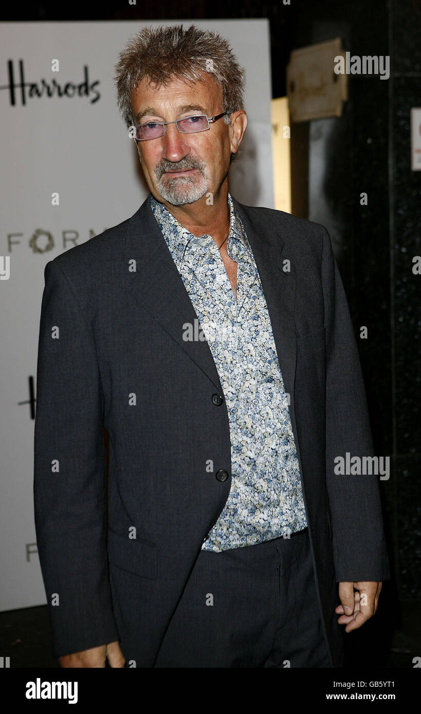 Eddie Jordan arriva al lancio di 'Form', un marchio di abbigliamento maschile di lusso di Petra Ecclestone, a Harrods, Knighsbridge, Londra. Foto Stock
