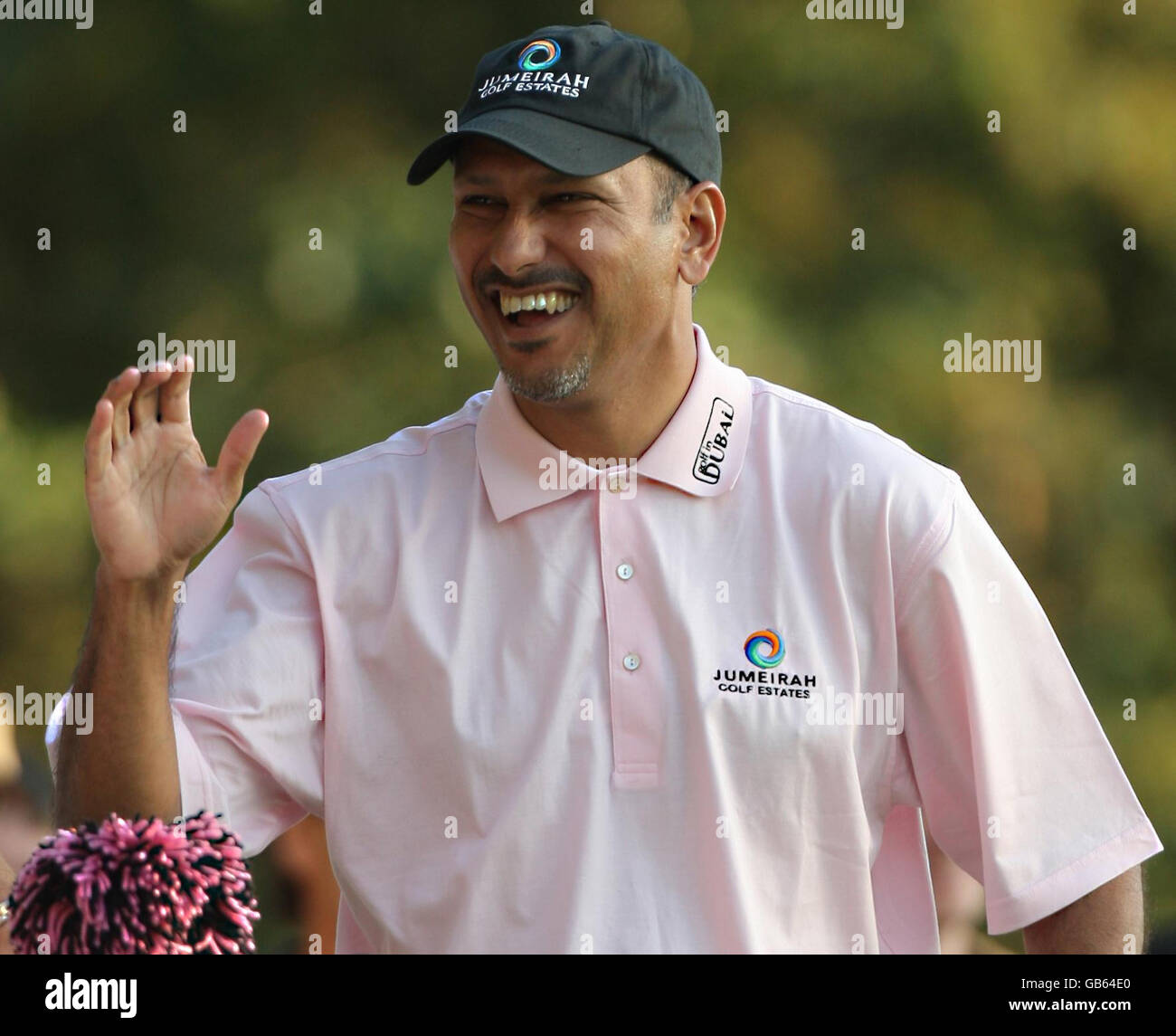 L'indiano Jeev Milkha Singh celebra il suo buco in uno il 7 durante il Quinn Insurance British Masters al Belfry, Wishaw, Sutton Coldfield. Foto Stock