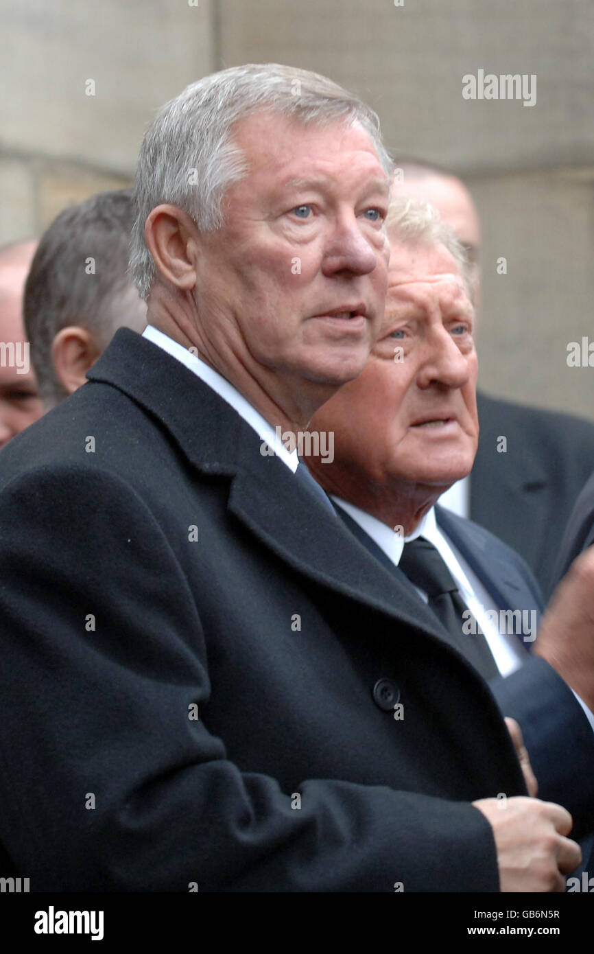 Calcio - funerale Jimmy Sirrel - Nottingham. Sir Alex Ferguson partecipa ai funerali di Jimmy Sirrel Foto Stock