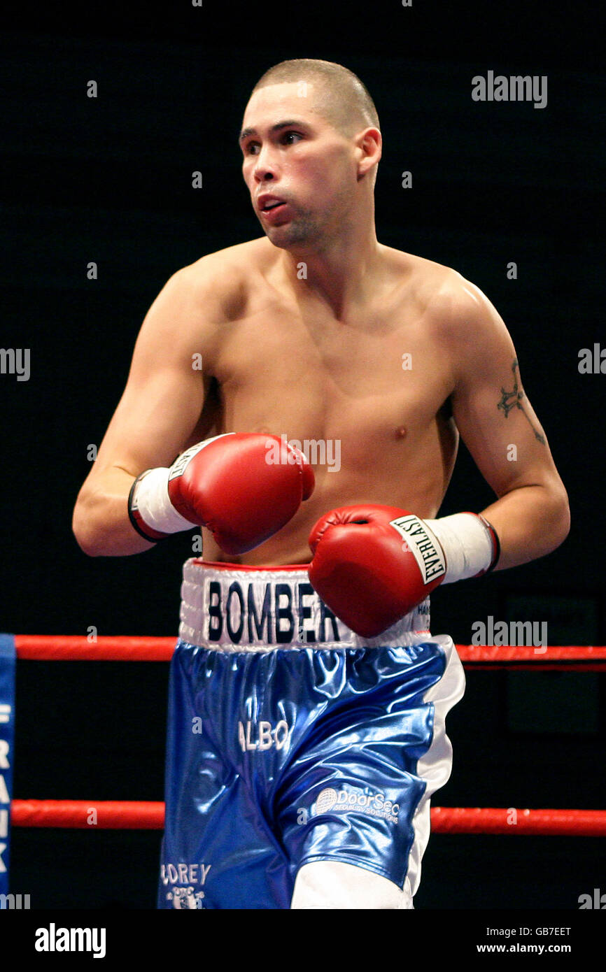 Boxing - Light-Heavyweight - Tony Bellew v Jevgenijs Andrejevs - Everton Parco Centro Sportivo Foto Stock