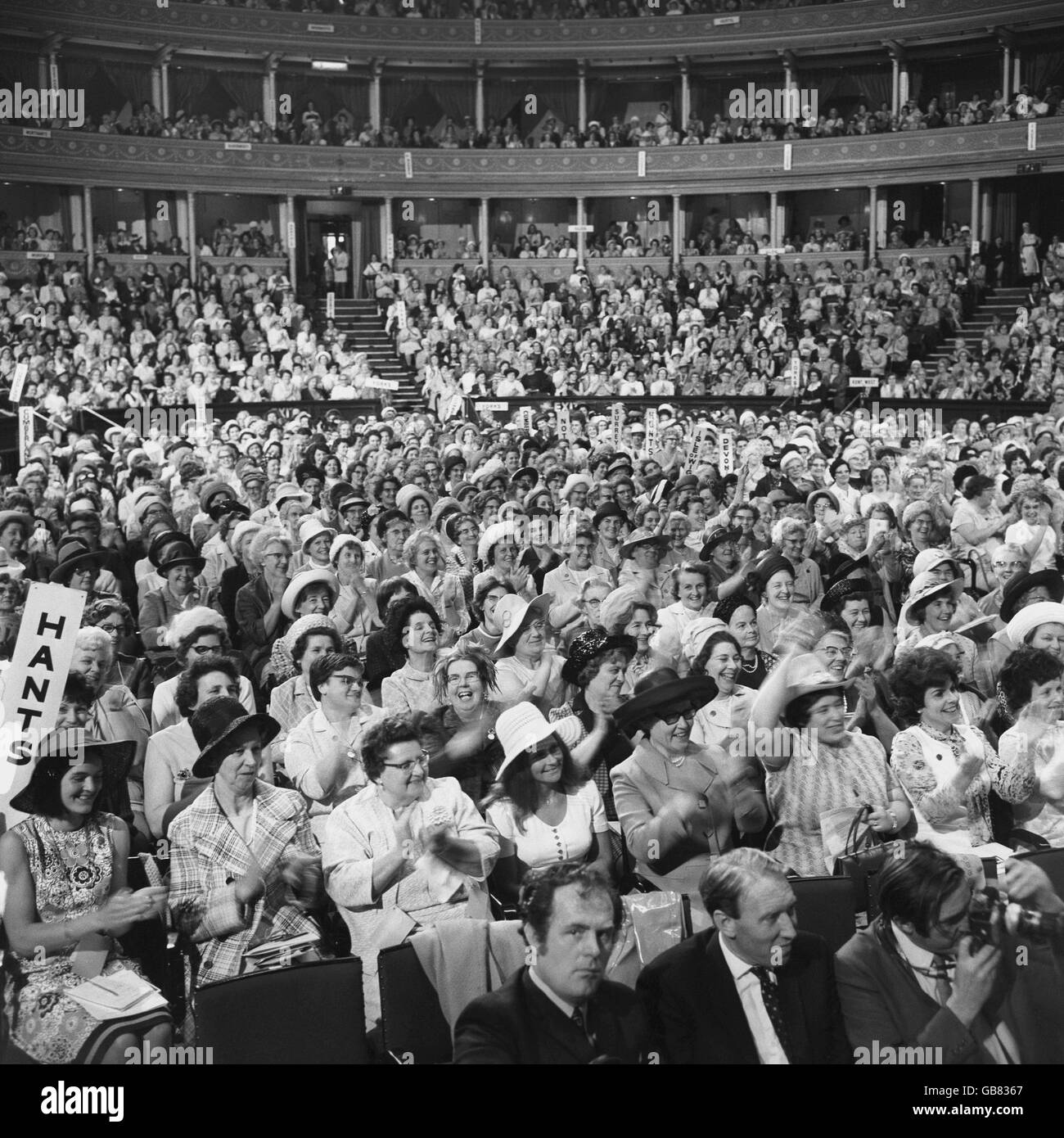 British gruppi e organizzazioni - La donna istituti - Londra - 1971 Foto Stock