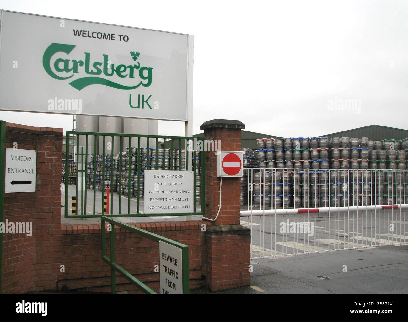 La storica birreria Carlsberg di Leeds, che si chiude con la perdita di 170 posti di lavoro. Foto Stock