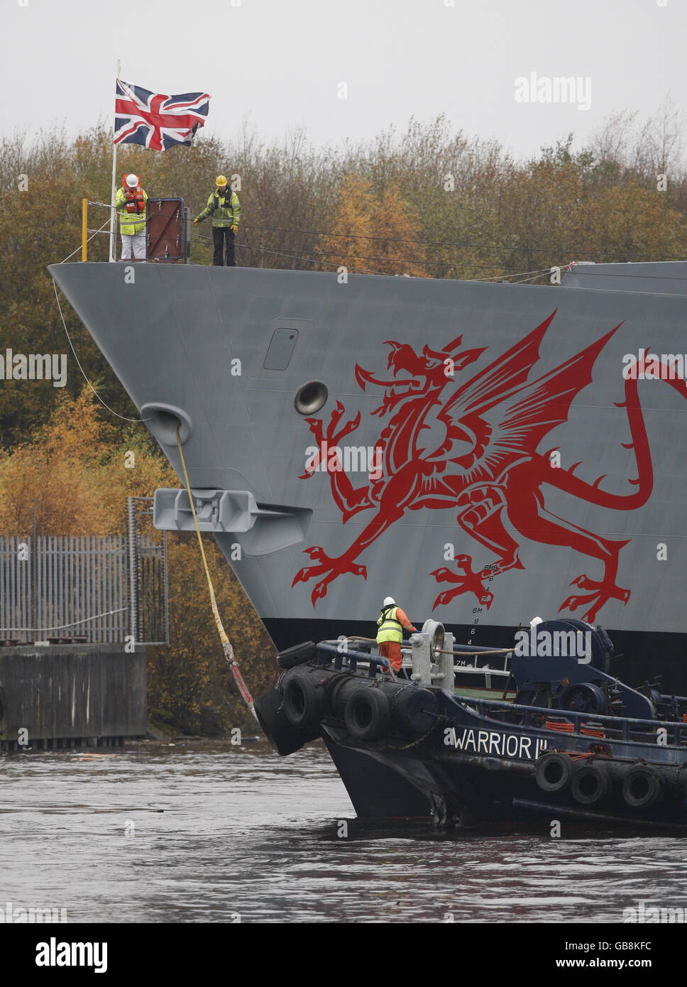 Dragon, il quarto dei cacciatorpediniere anti-guerra della Royal Navy della nuova classe Type 45, viene lanciato dal cantiere navale BVT Surface Fleet di Govan, Glasgow. Foto Stock