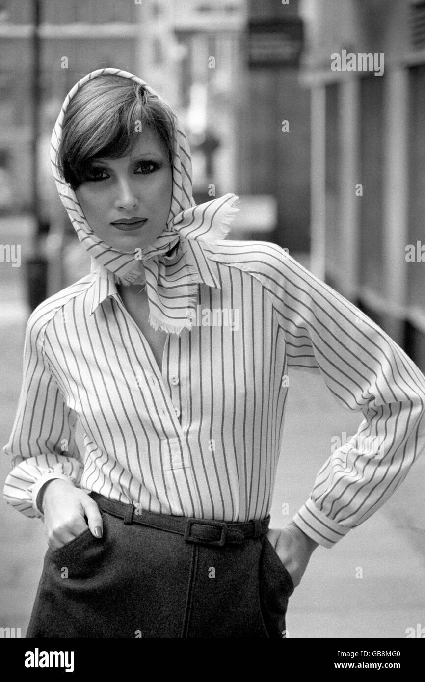 Moda - Maria Quant collezione Autunno - Londra - 1976 Foto Stock