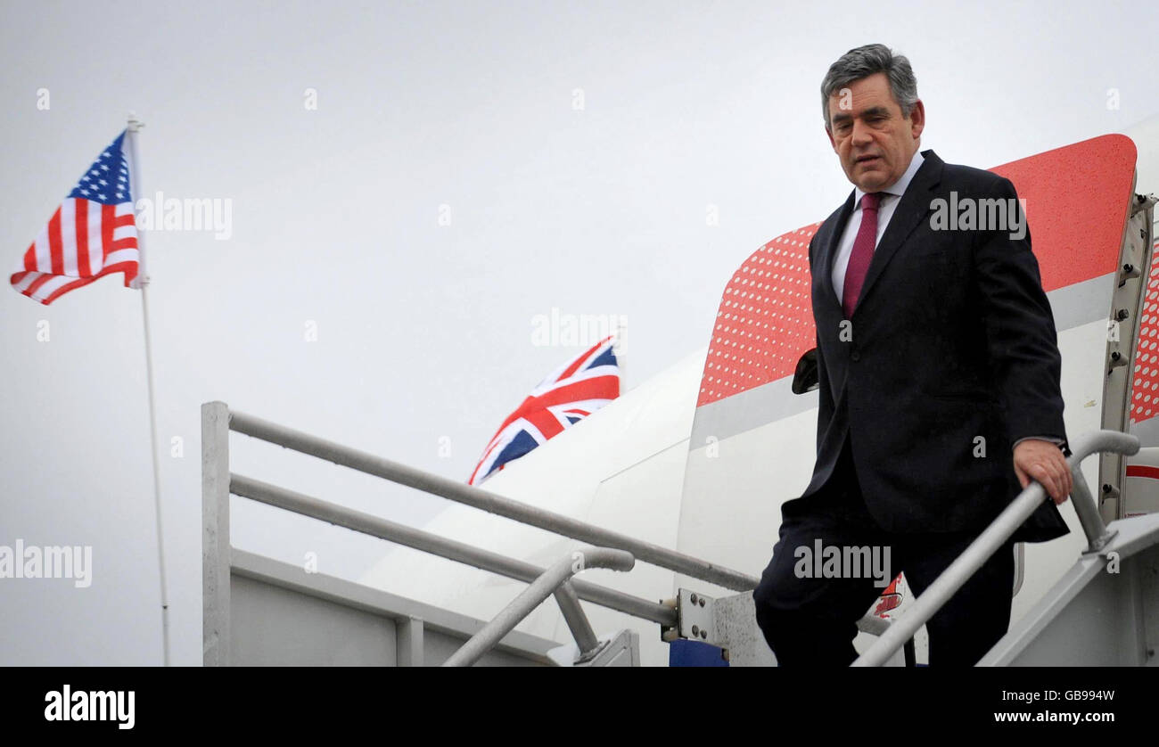 Il primo ministro britannico Gordon Brown arriva a New York, dove si trova a parlare di una conferenza interreligiosa alle Nazioni Unite. Foto Stock