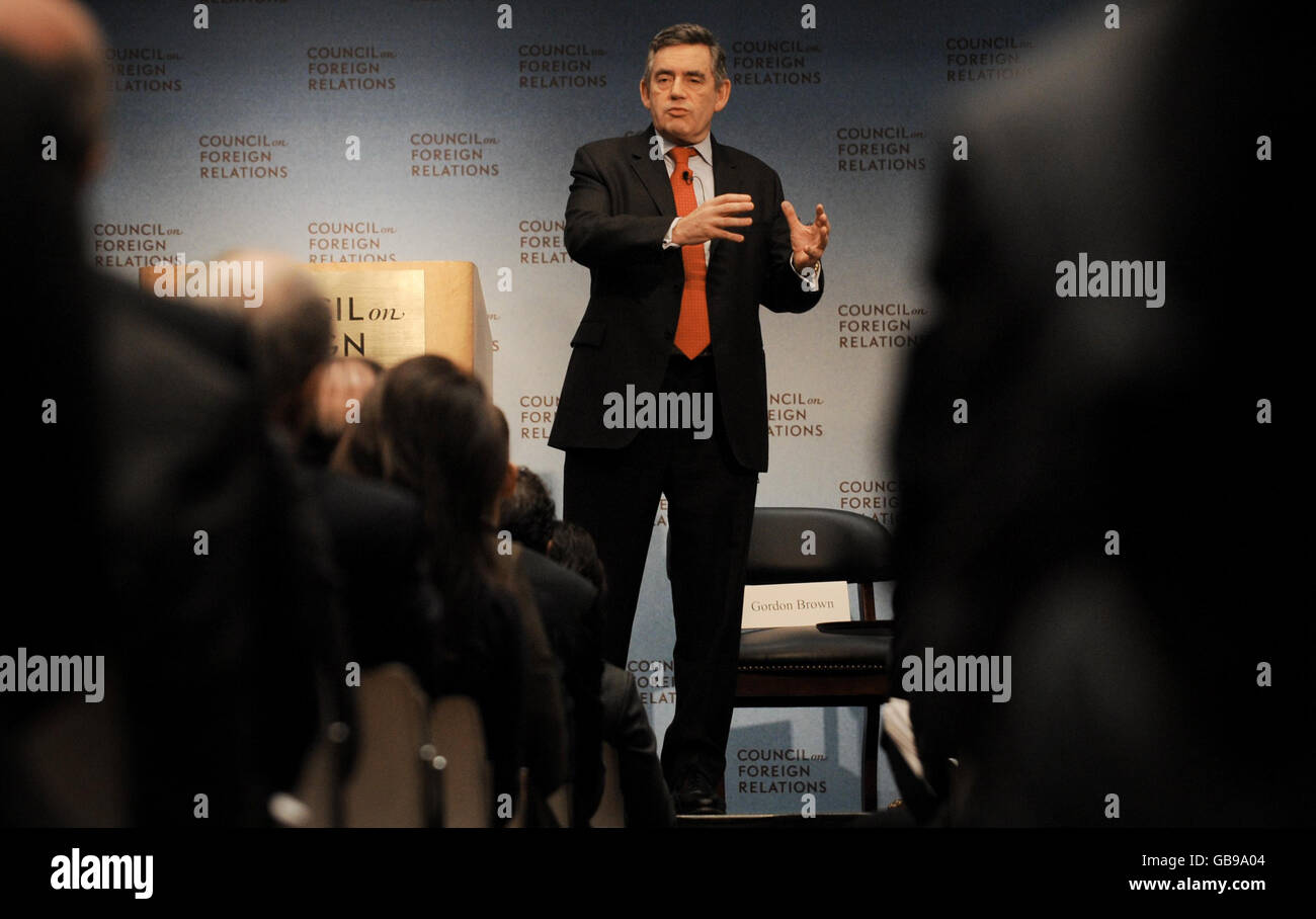 Il primo ministro Gordon Brown parla al Consiglio per le relazioni estere dell'attuale economia globale di New York. Foto Stock