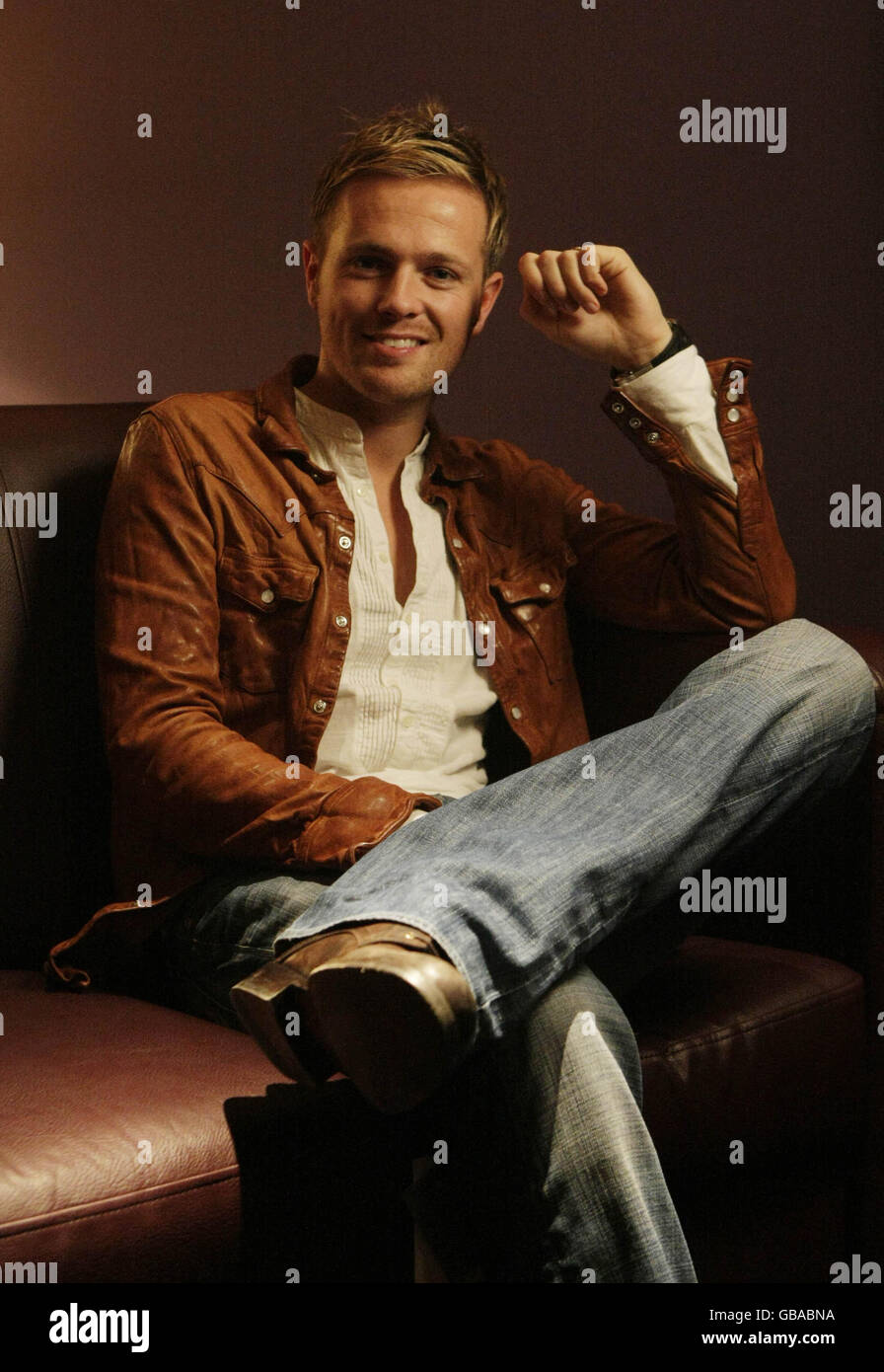 Nicky Byrne, membro della band di Westlife, durante le prove per il concerto dei Cheerios Childline all'O2 di Dublino. Foto Stock