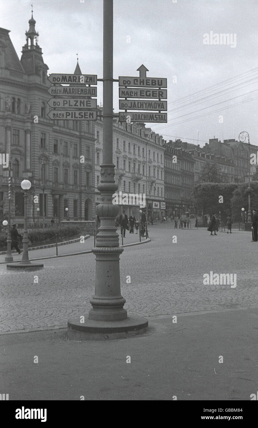 1930s, storica città lampione, Karlsbad, con nomi di luogo, Sudetenland, pre-WW11 Cecoslovacchia. Foto Stock