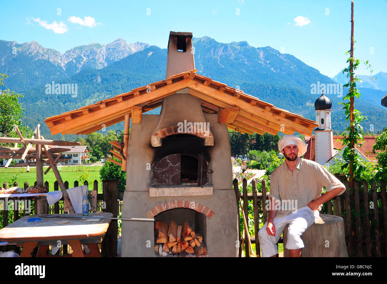 Dorffest, nostalgisch, Brotbaecker, Isartal, Wallgau, Bayern, Deutschland Foto Stock