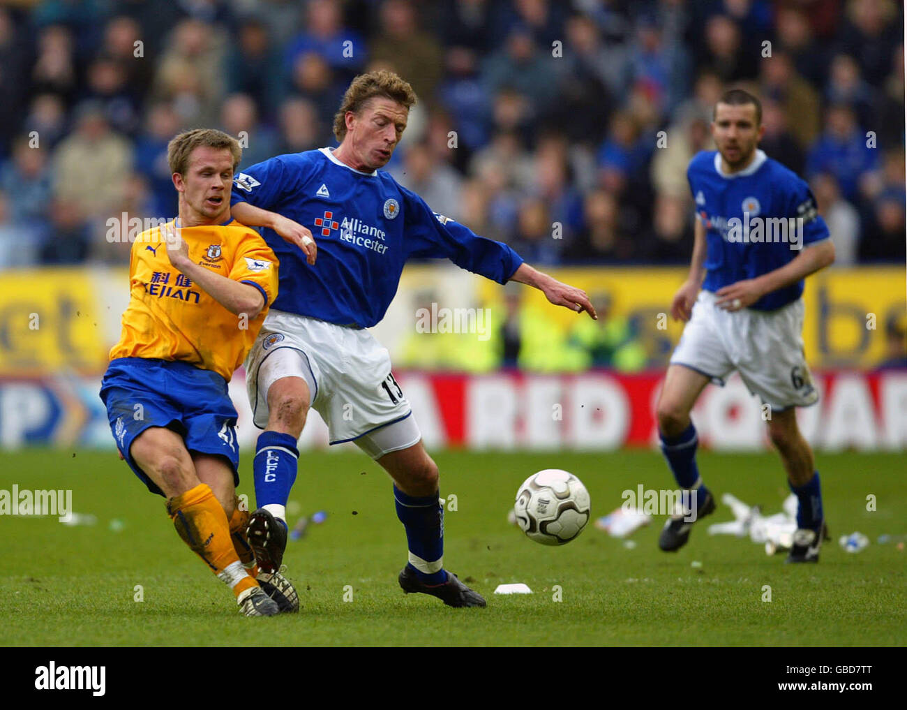 Calcio - fa Barclaycard Premiership - Leicester City / Everton. Tobias Linderoth di Everton e Steffen Freund di Leicester City Foto Stock