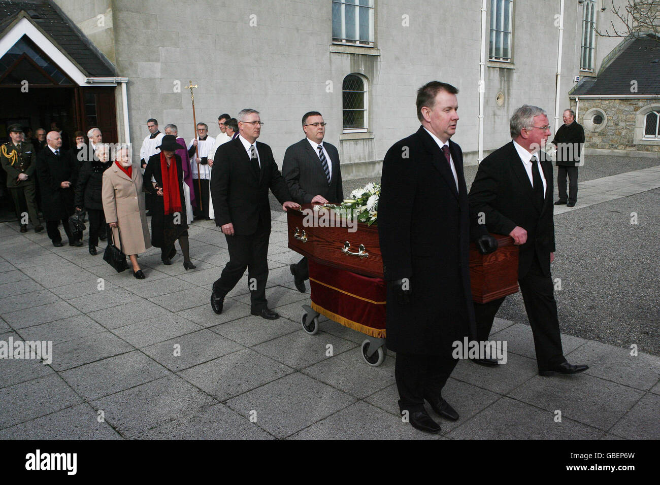Hugh Leonard funerale Foto Stock